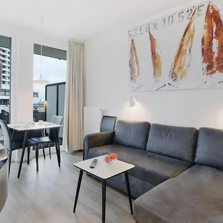 1 Bedroom Stunning In Travemuende Apartment Lubeck